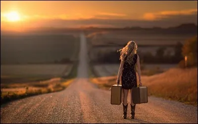 A quel chanteur, r&eacute;v&eacute;l&eacute; dans "The Voice", doit-on "Mon pays", dont sont extraites ces paroles : "Oh mon dieu / Non je ne mourrai pas ici / Non je survivrai &agrave; la folie / Je partirai pour pouvoir un jour / A nos enfants tout raconter / Et je dois te dire adieu / Ah mon pays..." ?