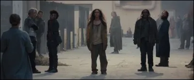 Tu vois un mendiant dans la rue, tu...