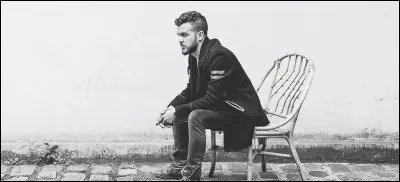 A qui est dédiée la chanson "Riche", sortie en 2017 ?