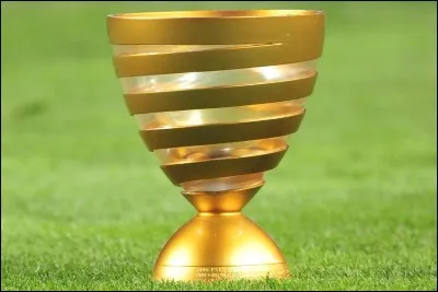 Paris a gagné combien de Coupes de la ligue ?