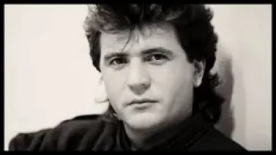 À qui Daniel Balavoine dit : "Si tu crois que ta vie est là
Ce n'est pas un problème pour moi" ?