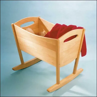 L'enfant est dans le berc__.