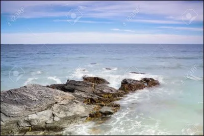 L'__c&eacute;an Atlantique est l'un des cinq grands oc&eacute;ans de la Terre.