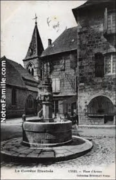 Petit village d'Occitanie de 85 habitants, dans le Quercy, Ussel se situe dans le département ...