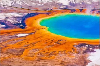 Dans quel pays le lac Grand Prismatic Spring est-il situ&eacute; ?