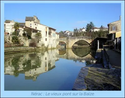« Et vous me demanderez peut-être
Ce que je fais le jour durant
Oh ! cela tient en peu de lettres
Le jour , ... , tout simplement »