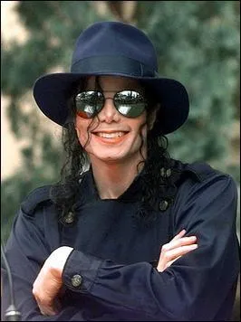 En quelle anne Michael Jackson pouse-t-il Lisa Marie Presley ?