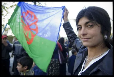 Sachant que les Roms englobent les gitans, les bohémiens, les romanichels, les manouches etc., qu'est-ce qu'un gitan ?