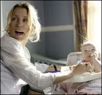 Saison 4 - Où la mère de Lynette part-elle vivre une fois que celle-ci est guérie ?