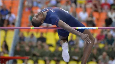 En sport, nous allons faire du saut en h__teur.