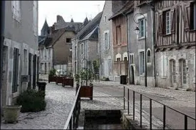 Nous partons maintenant dans le Centre-Val-de-Loire à Courbouzon. Nous serons dans le département ...