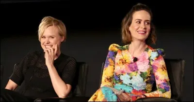 Comment s'appelle la femme d'Ally, et par qui est-elle interprétée ?