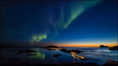 Qui a écrit "Le Péché de monsieur Antoine" ?