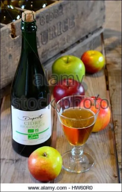 Quelle eau-de-vie entre dans la composition du pommeau de Normandie ?