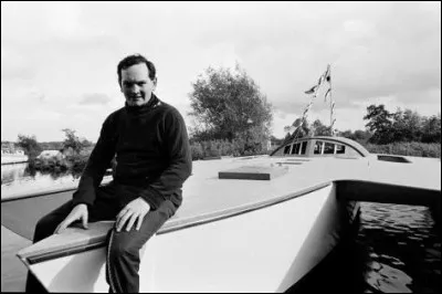 En quoi se distingue Donald Crowhurst durant cette course?