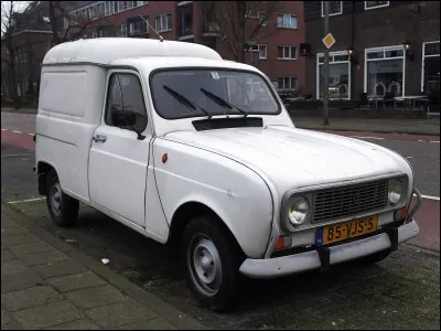 Quel est le nom de cet utilitaire Renault ?