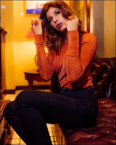 Avec quelles candidates des "Anges 9" est-elle actuellement en froid ?