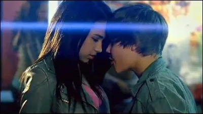 Quelle chanson de Justin Bieber l'a rendu célèbre?