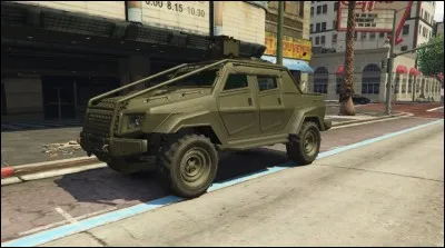 L'engin qui nous suit est impressionnant ! Il est également muni d'une tourelle armée d'une mitrailleuse de 12.7 mm. D'après-vous, il est ...