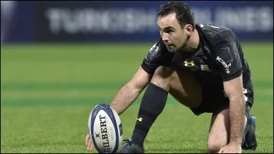 Depuis combien de temps Morgan Parra joue-t-il dans ce club ?