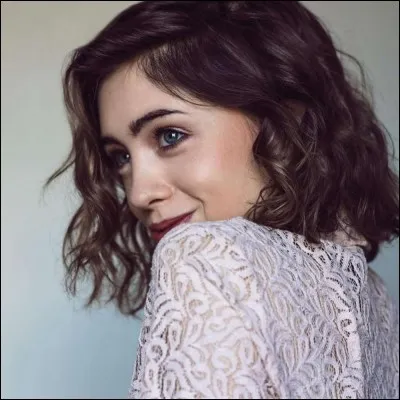 Comment s'appelle la sur de Mike dans la série ?