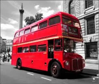 Quelle est la couleur du bus à impérial londonien ?