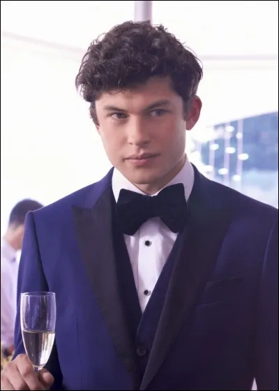 Qui est Nick St Clair ?