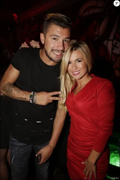 Avec qui a-t-elle eu une longue relation ?