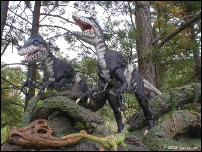 Que veut dire deinonychus ?