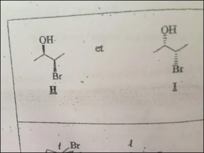 Quelle est la relation entre les deux compos&eacute;s ?