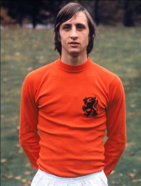 Lequel des deux clubs a compté Johan Cruyff dans ses rangs ?