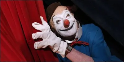 Quel est le nom de ce clown "yoyo" en 2012 ?