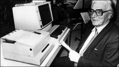En quelle année est sorti le premier ordinateur utilisant le système binaire ?