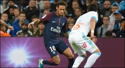 Quel club a remporté le plus de fois le championnat de Ligue 1 (quiz de mars 2018) ?