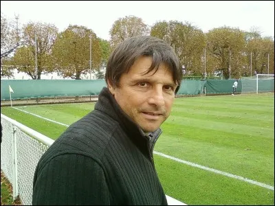 Quel club a été entraîné par Laurent Fournier ?