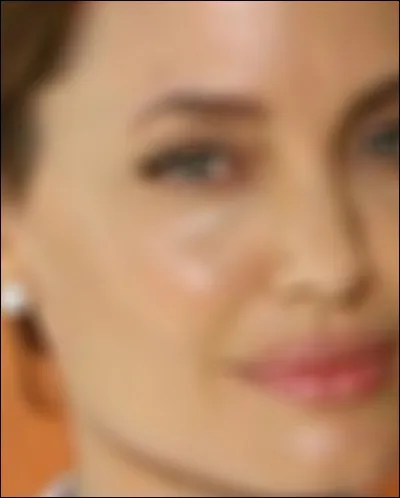 Qui est cette femme ?