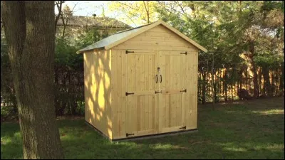 Ton ami devait être dans ... garage.