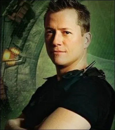 Dans quelle série "Stargate", Corin Nemec a-t-il eu un rôle récurrent ?