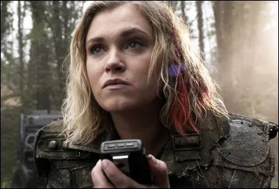 Quel est le nom de famille de Clarke ?