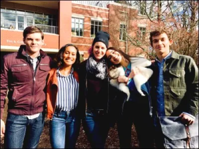 Ensuite, l'acteur qui a été annoncé fut celui qui interprète le rôle de Nolan Hotchkiss, comment s'appelle-t-il ?