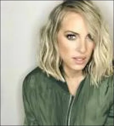 Quelle est sa première chanson ?