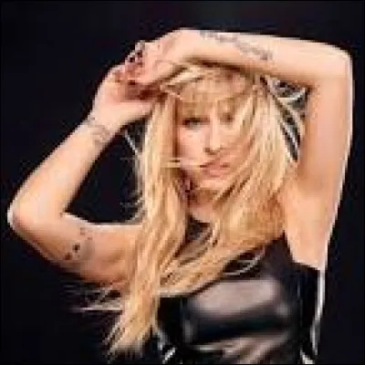 Avec quelle chanson a-t-elle remporté un prix ?