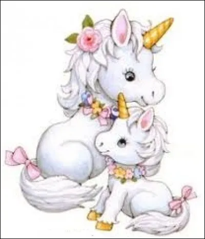 Au Moyen Âge, c'était un coffre de voyage au couvercle bombé :