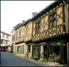 Ceci est une maison  .......................