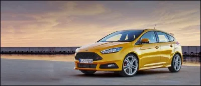 Quelle est la marque de cette voiture ?