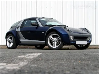 Quelle est la marque de cette voiture ?