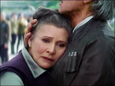 J'ai incarné la princesse Leia à l'écran dans 5 films de la saga Star Wars. A quel âge m'étégnis-je soudainement ?