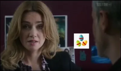 Sur le mur, c'est une photo...