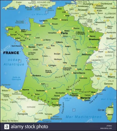 Où Squeezie habite-t-il ?