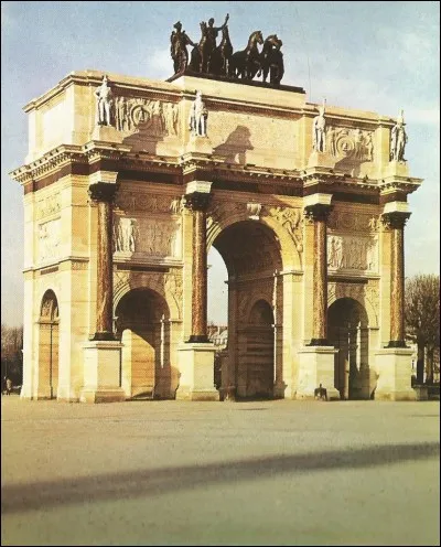 Quel style Pierre François Léonard Fontaine a-t-il créé ?